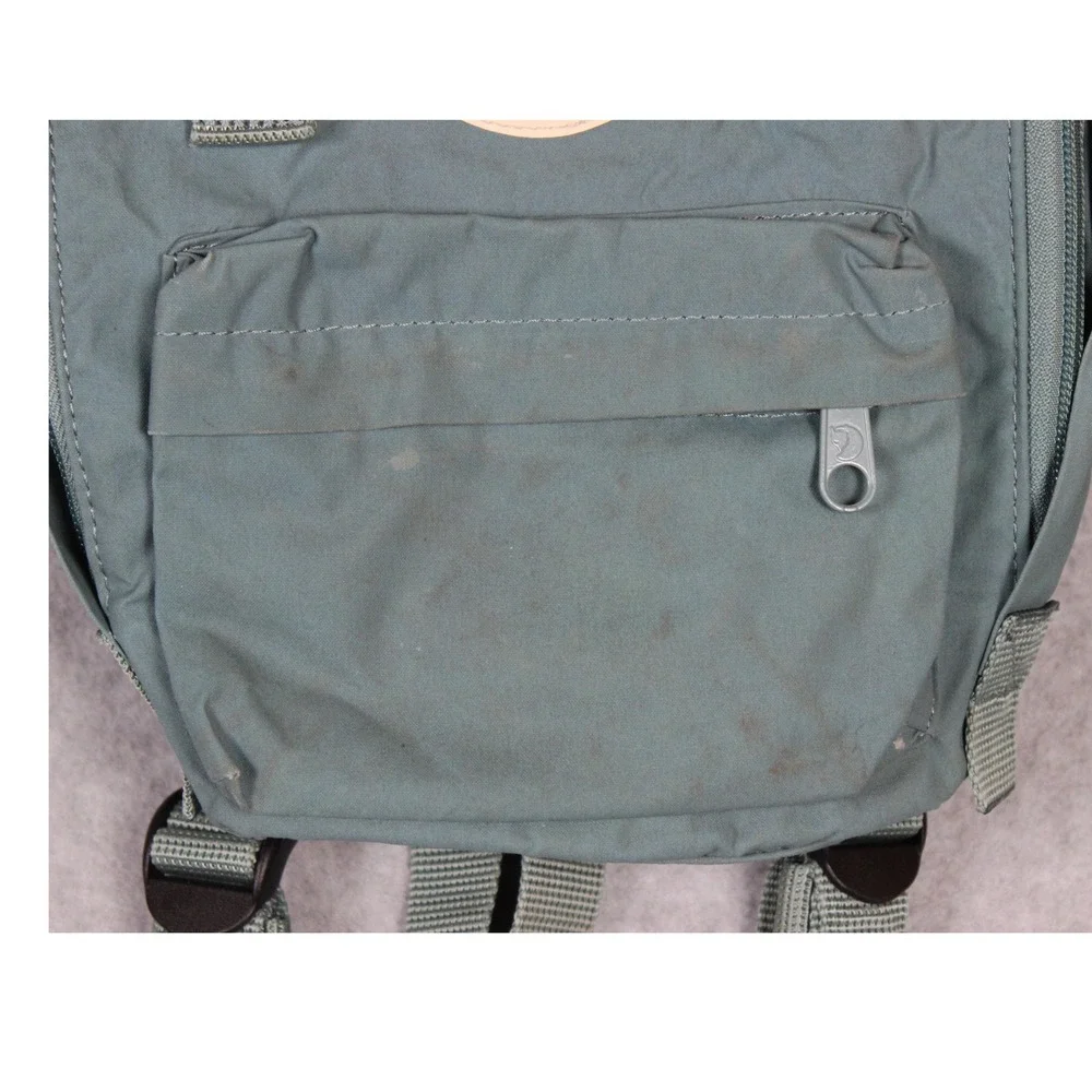 Fjallraven‎ Green Mini Bag Compact and Stylish